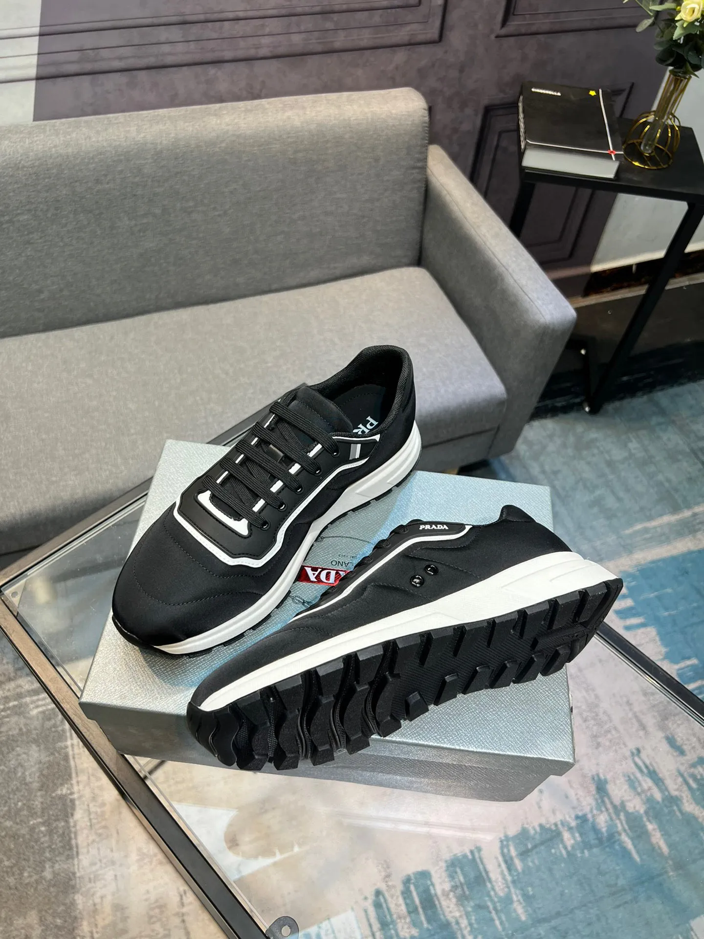Men's shoes 💰540 PRADA "Prada" casual shoes Regular size: 38-44 (45 can be customized) Product material: Selected cowhide material, genuine leather lining, original outsole